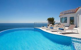 Blue Dream Villa